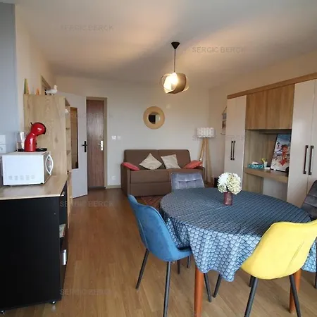 Annonce Professionnelle : Superbe Vue Mer, Studio Tout Confort, Pour 2 Personnes, Wifi Apartmán *